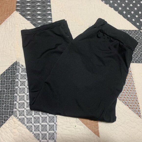 SHEIN Active Capri Leggings - Picture 1 of 4